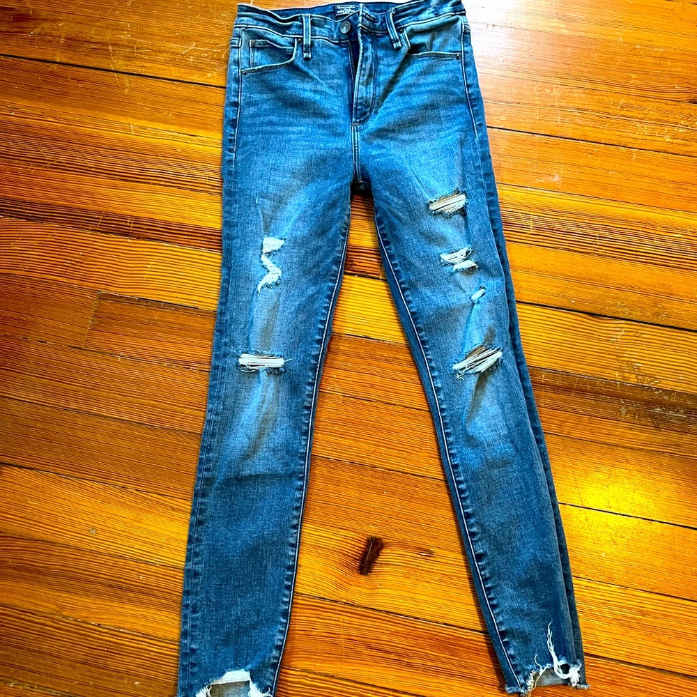 Abercrombie & Fitch Simone High Rise Ankle Jeans